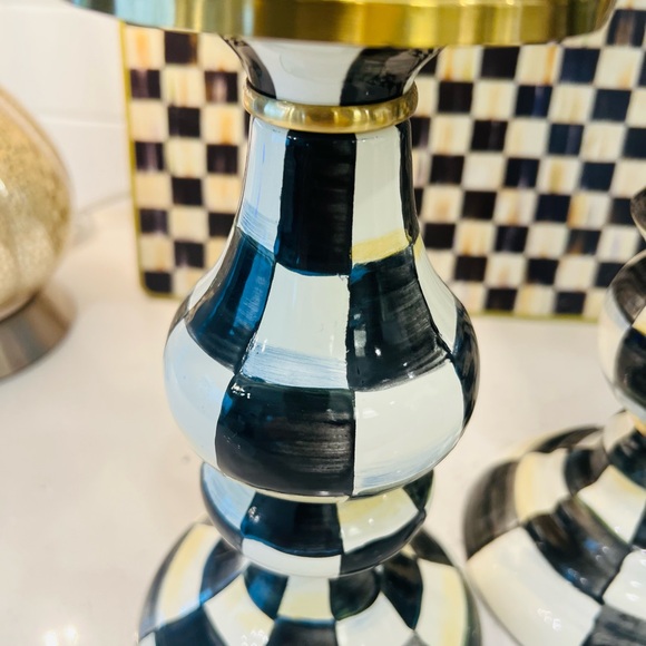 MACKENZIE-CHILDS Courtly Check Pillar Candlesticks Medium And Large - Picture 3 of 7